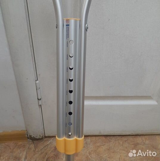 Костыли подмышечные