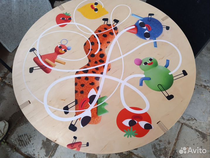 Детский столик