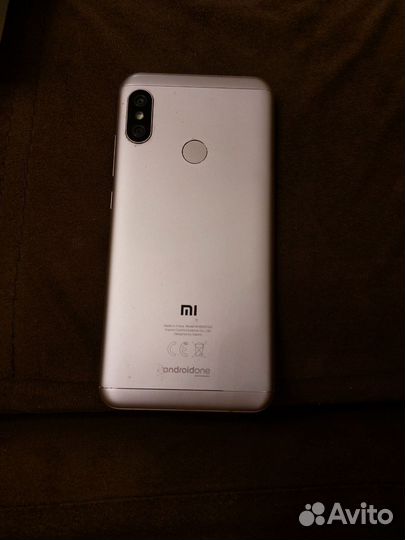 Xiaomi Mi A2 Lite Android One, 3/32 ГБ