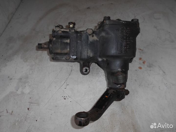 Редуктор рулевой BMW 7 E38