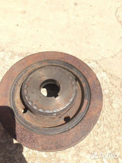 Шкиф коленвала субару ej 20