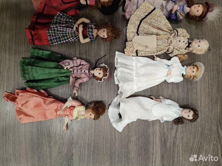 Коллекция фарфоровых кукол