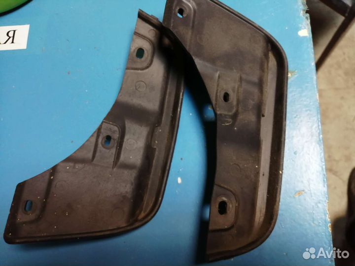 Брызговики лада