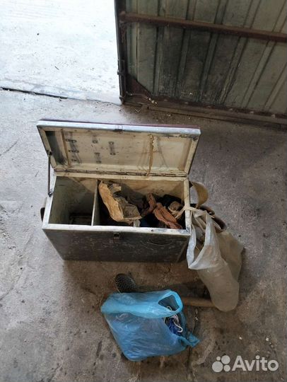 Рыболовный ящик