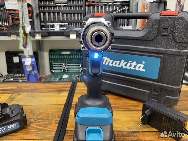 Шуруповерт Makita бесщеточный