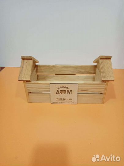 Кормушка для птиц из дерева