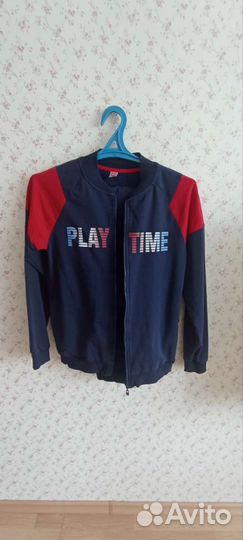 Спортивный костюм р. 46, рост 164 см