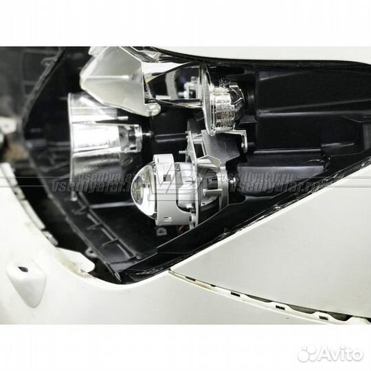 Nissan Patrol Y62 (2010-2014) на Hella 3R Переходн