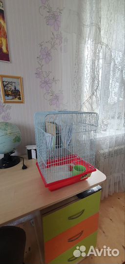 Маленькая клетка для хомяков