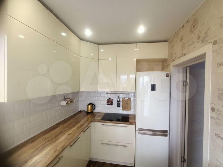 2-к. квартира, 50 м², 7/14 эт.