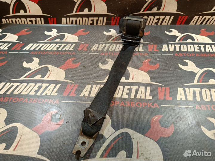 Ремень безопасности задний правый Ford Mondeo 3