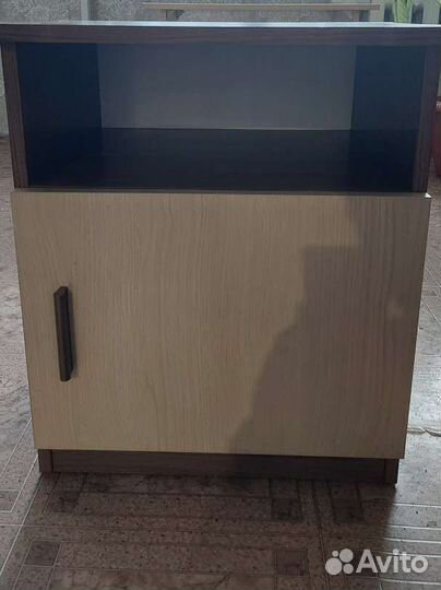 Тумба прикроватная