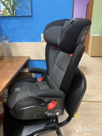Автомобильное кресло peg perego