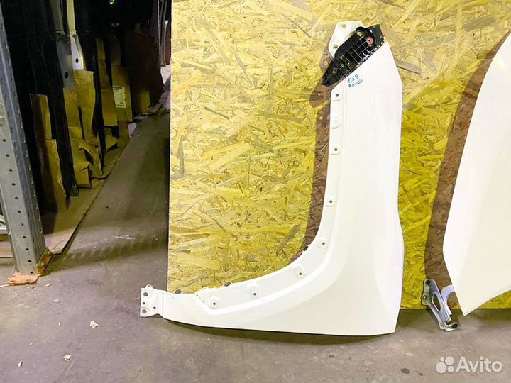 Передняя часть Toyota RAV4 XA50