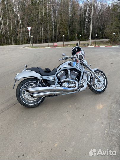 Harley-Davidson V-ROD