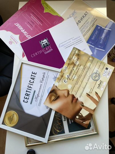 Маникюр и педикюр на Бутово Парк