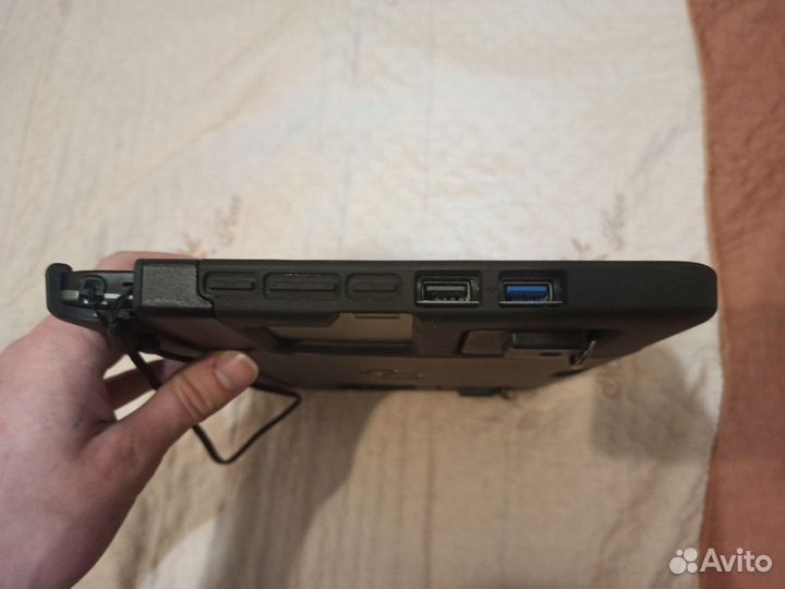 Планшет Fujitsu Q555