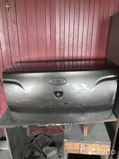 Крышеа багажника granta