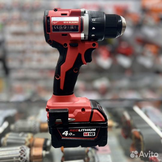 Шуруповерт Milwaukee M18 blddrc-402C 4933492834