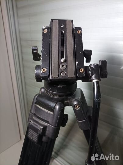 Видеоштатив Benro KH25RM