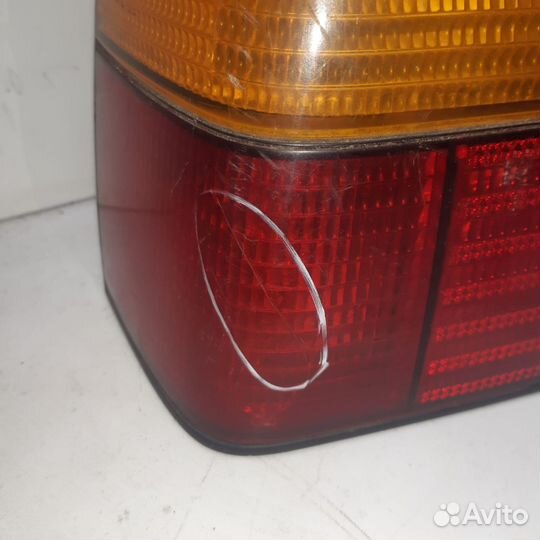 Фонарь задний наружный левый (крыло) VW Golf 2