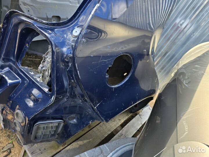 Крыло заднее правое vw golf 4 четверть гольф