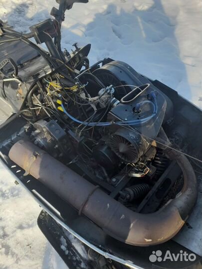 Продам снегоход рысь