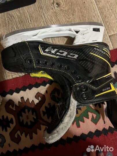 Коньки хоккейные размер 6.5
