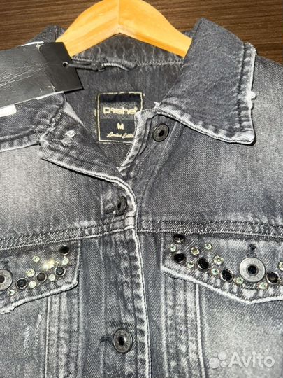 Новая джинсовая куртка