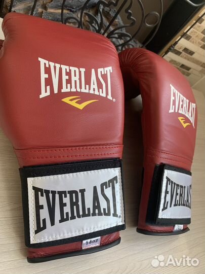Боксерские перчатки everlast 14 унций