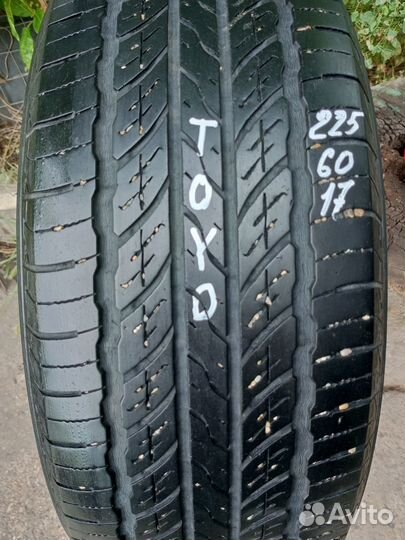 Toyo Open Country U/T 225/60 R17 99V
