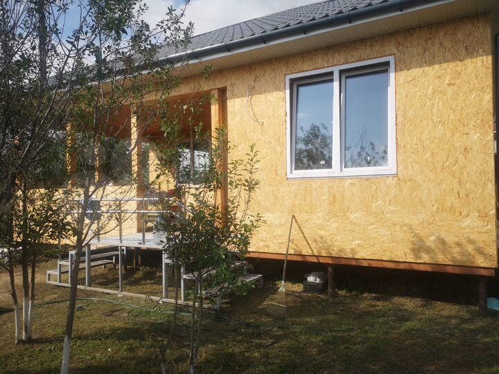 Дом 57 м² на участке 11 сот.