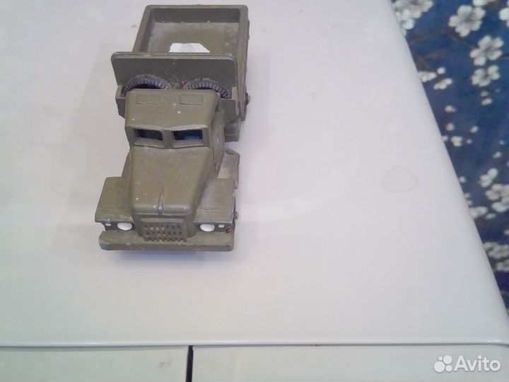 Коллекционная машинка