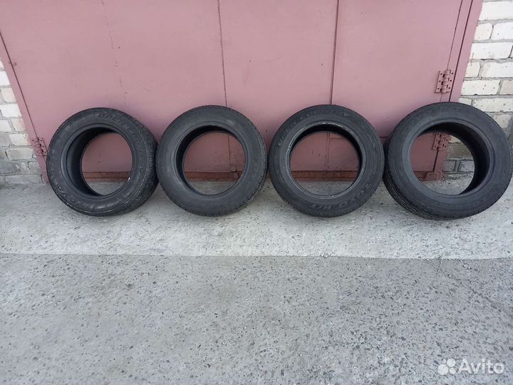 Toyo Open Country H/T 215/60 R16 95