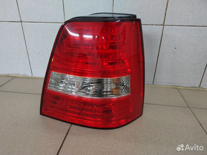 Фонарь задний правый Kia Sorento BL рестайлинг