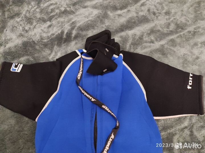 Гидрокостюм детский/женский, короткий неопрен 3 мм