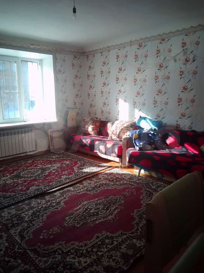 Комната 25 м² в 3-к., 1/4 эт.