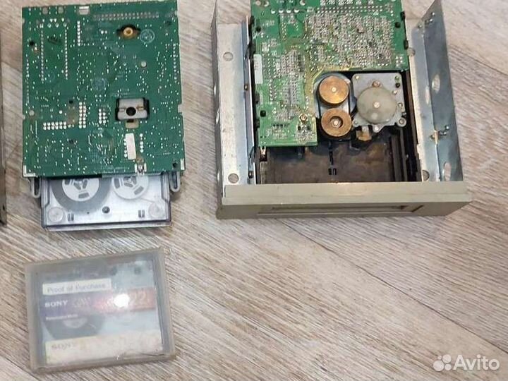 Ленточный накопитель