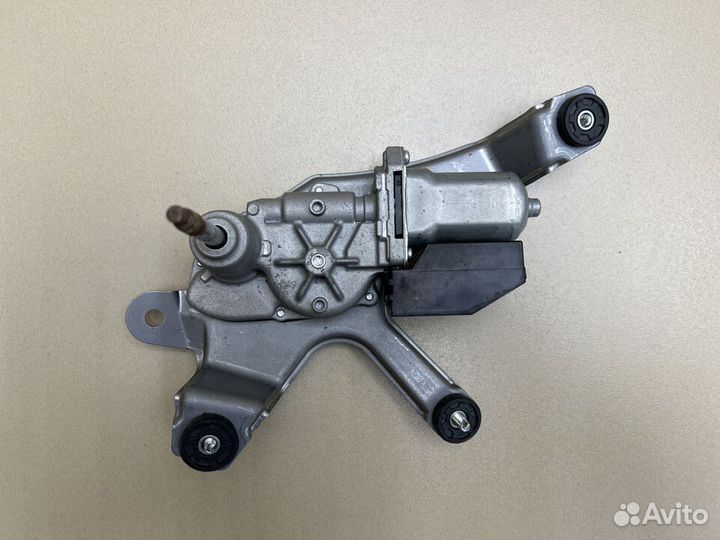 Моторчик стеклоочистителя задний Toyota RAV4 40