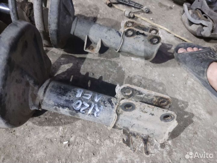 Стойки передние Chevrolet Rezzo