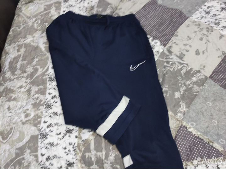 Спортивные шорты 3/4 nike dri fit 158-170