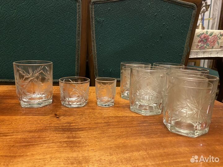 Графин со стопками