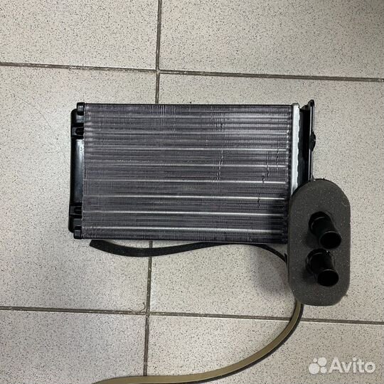 Новый Радиатор отопителя VW 82- все модели,Audi A3