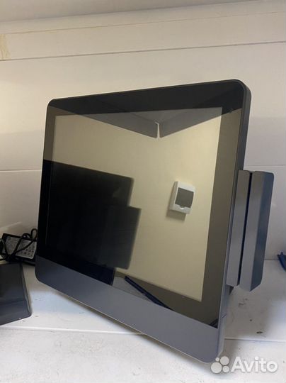 Кипер сенсорный моноблок Pos терминал Iiko