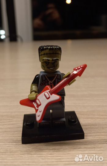 Lego minifigures 14 серия