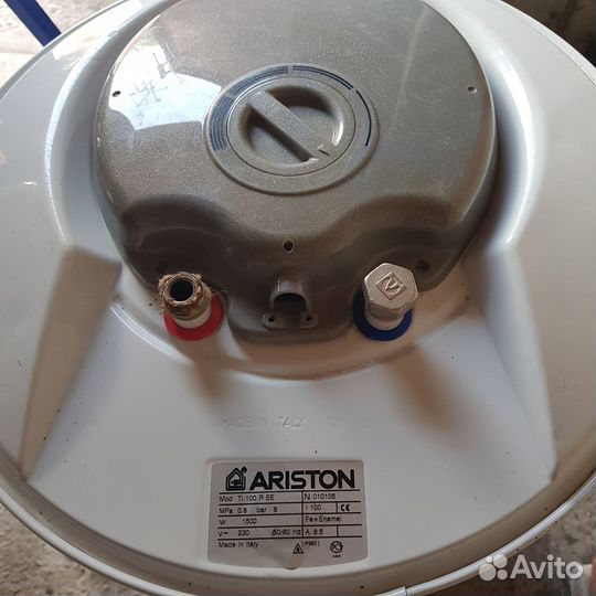 Продам водонагреватель