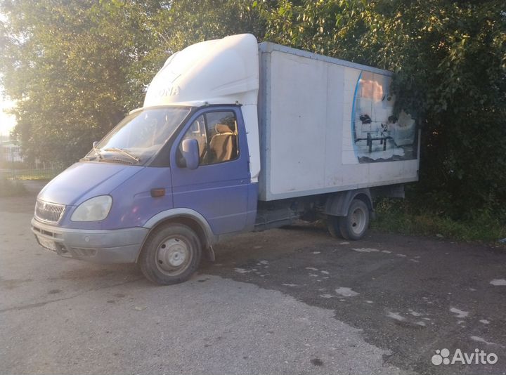 Водитель с личным автомобилем