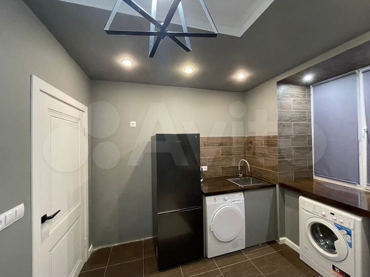 2-к. квартира, 44 м², 1/4 эт.