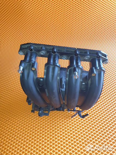 Коллектор впускной BMW 3 серия