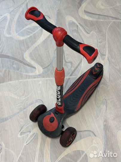 Самокат детский трехколесный